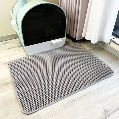 Furmyra Anti-Track Litter Mat in use — traps litter from cat paws, available in M and L sizes